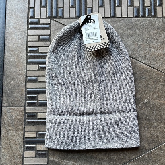 Vans Men’s - Women’s VNOA7UDFGRH
STACKTON STRIPE
OS Beanie - Picture 10 of 16